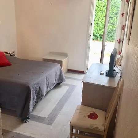 Hotel Saint Benoit 2*