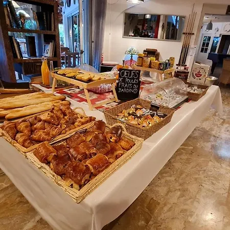 Hostellerie Saint Benoit 2* Aniane