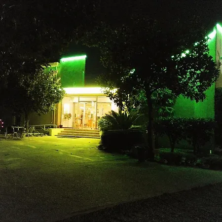 Hostellerie Saint Benoit 2* Aniane