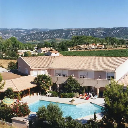Saint Benoit 2*