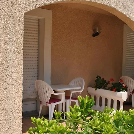 Hotel Saint Benoît 2*