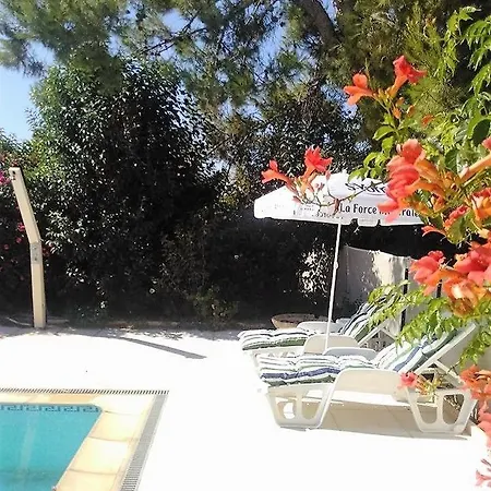 Hotel Saint Benoit Aniane