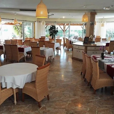 Hostellerie Saint Benoit 2*