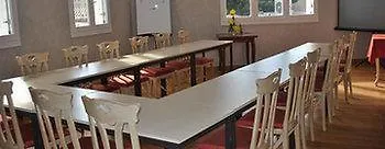 Hotel Hostellerie Saint Benoit 2*