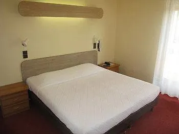 Hostellerie Saint Benoit Hotel 2*