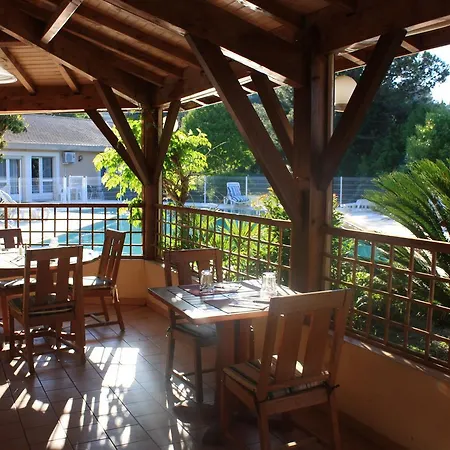 Hostellerie Saint Benoit 2* Aniane